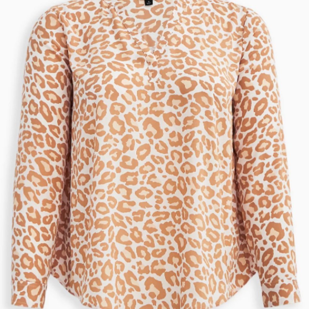 Torrid GEORGETTE LEOPARD WHITE NWT